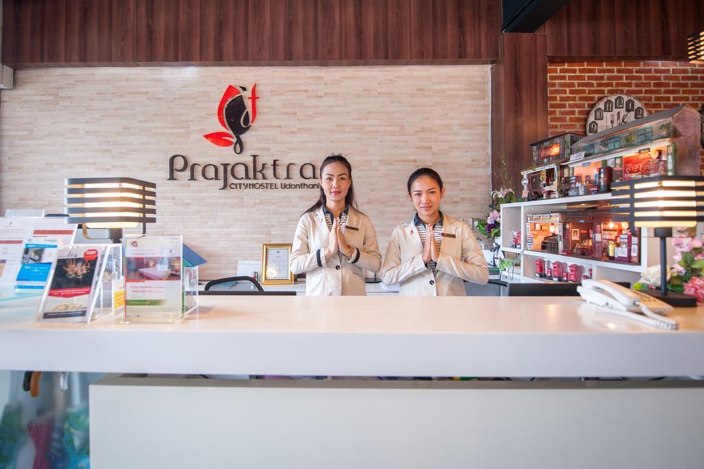 Prajaktra City Hostel Udon Thani Buitenkant foto