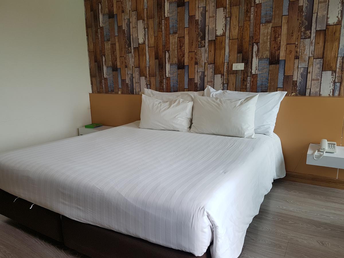 Prajaktra City Hostel Udon Thani Buitenkant foto